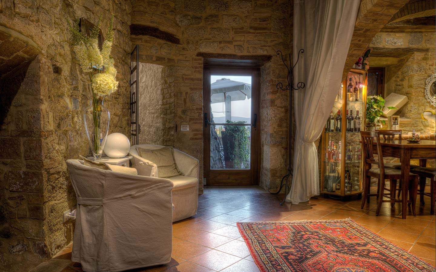 Hotel spa restaurant in Tuscany Casole d'Elsa Siena